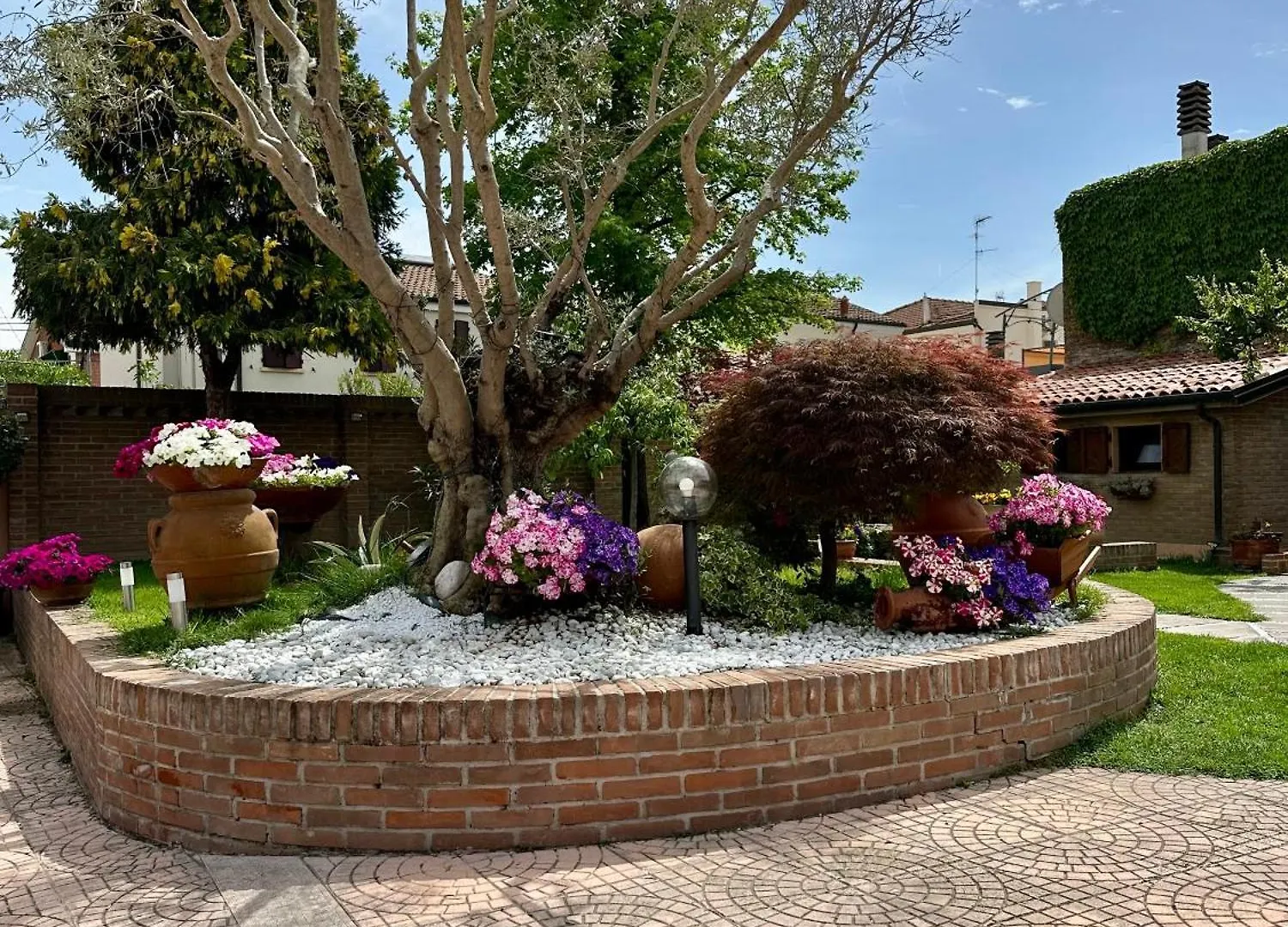 Villa Oasi Ferrara Bed & Breakfast